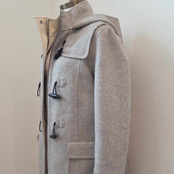 Banana Republic Women's Gray Toggle Coat - Picture 4 of 6